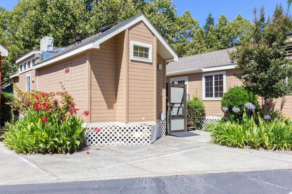Riverpointe Napa Valley Resort Екстериор снимка