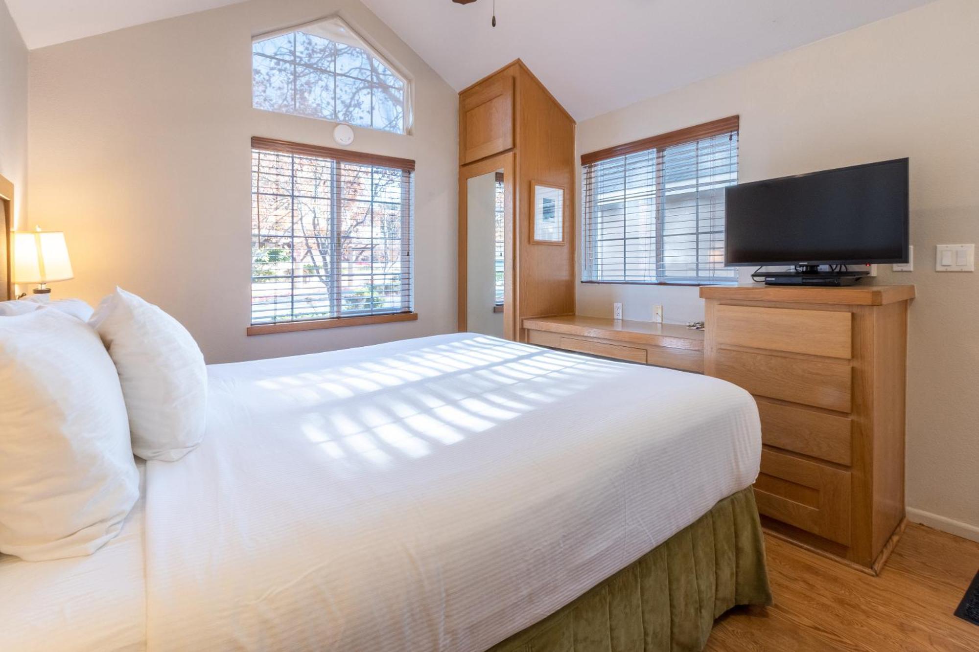 Riverpointe Napa Valley Resort Екстериор снимка