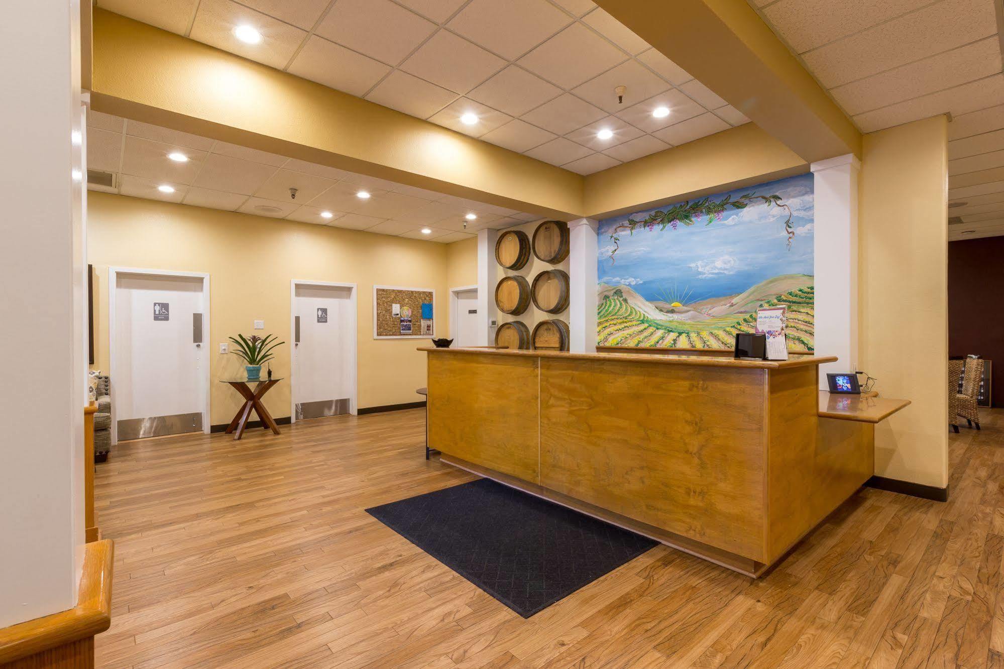 Riverpointe Napa Valley Resort Екстериор снимка
